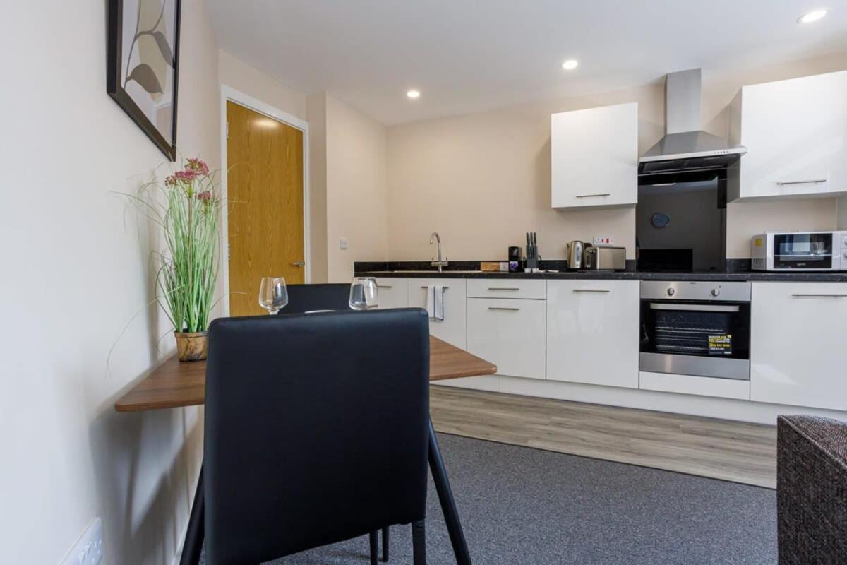 Stylish And Modern 1 Bedroom Apartment Manchester Exterior foto