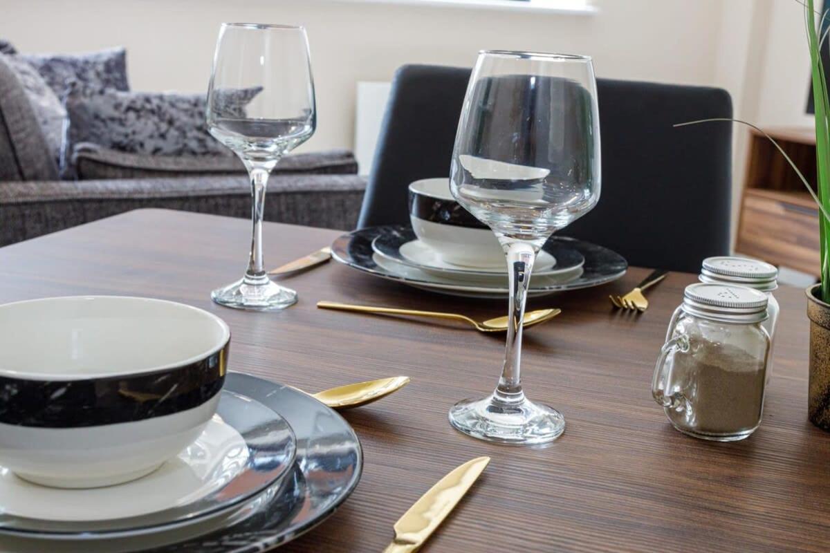 Stylish And Modern 1 Bedroom Apartment Manchester Exterior foto